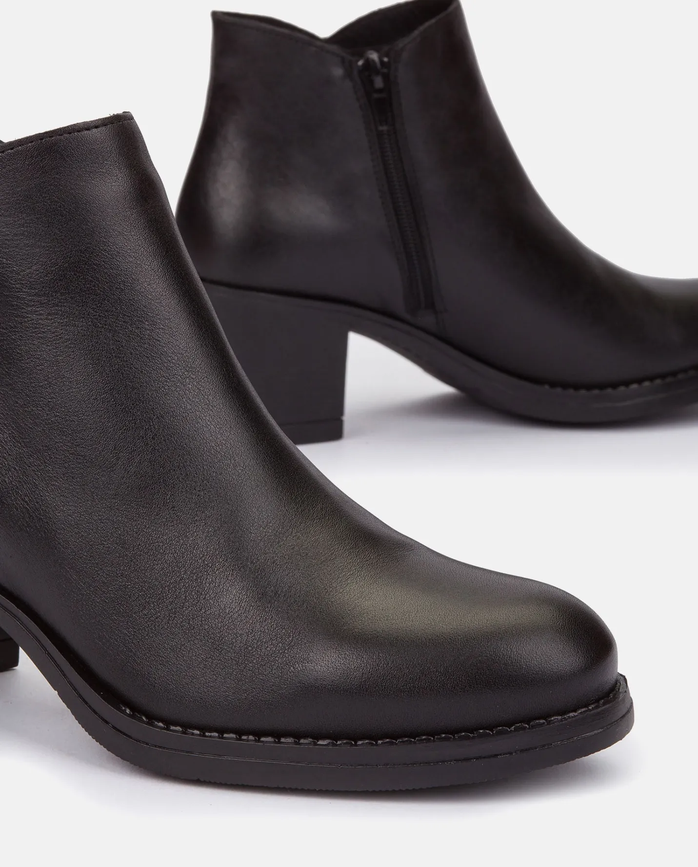 Ankle Boots|Yokono Heeled Ankle Boot LILLE-006 Black