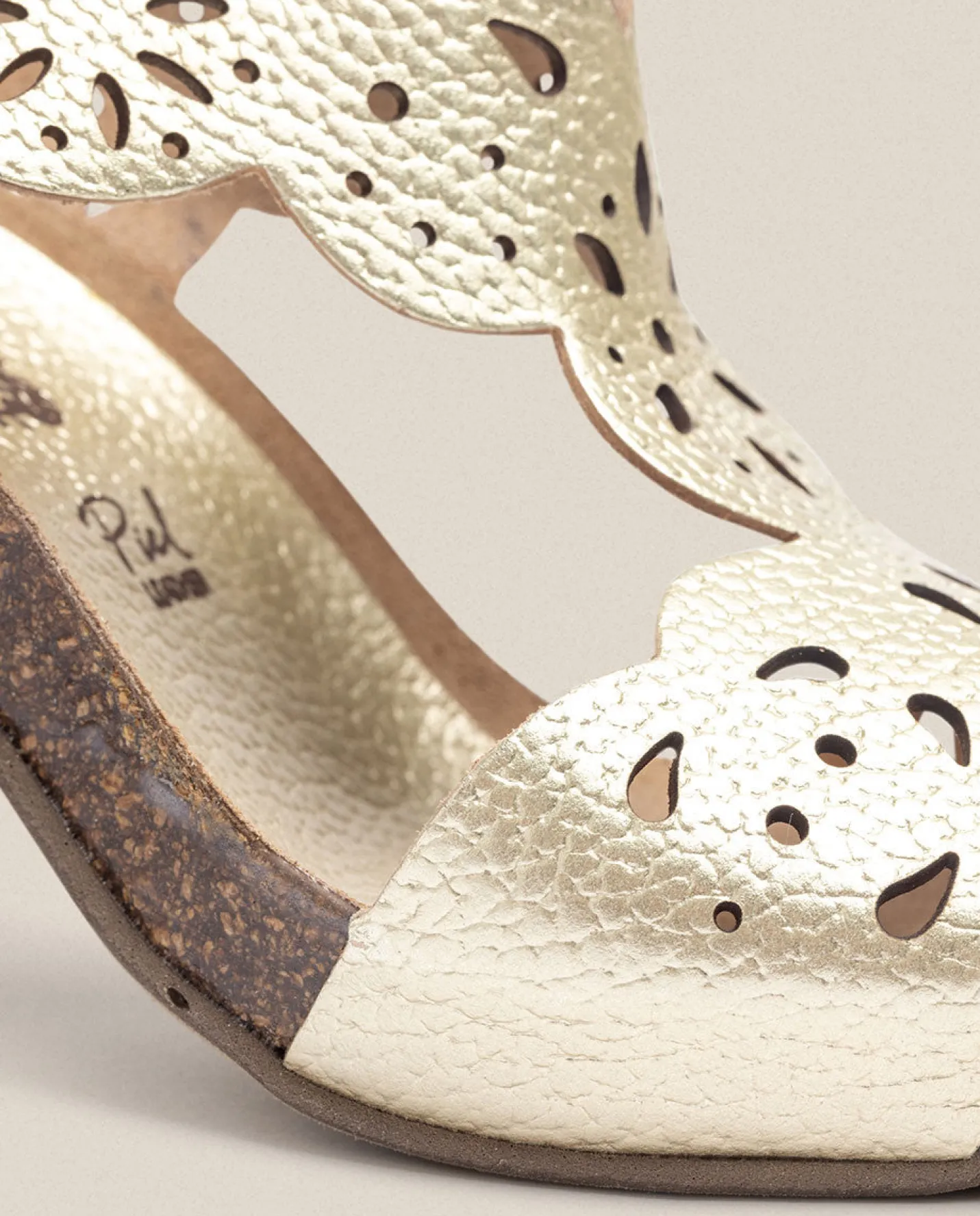 Heeled Sandals|Yokono Sandalia De Tacón Ponza 006 Dorado