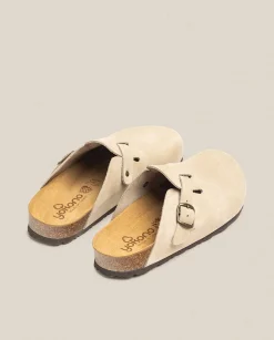 Clogs|Flat Sandals|Yokono Zueco 599 Beige